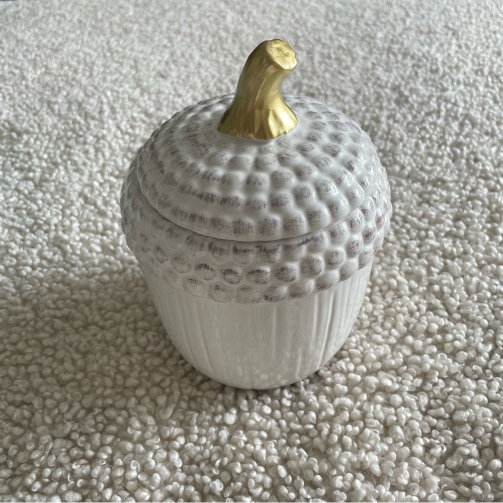 White and gold acorn ceramic canister